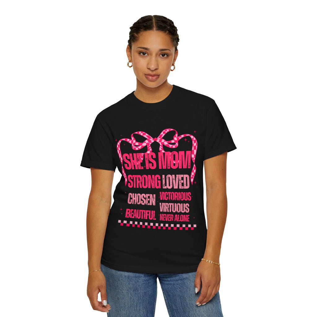 "MOM" Graphic Tee
