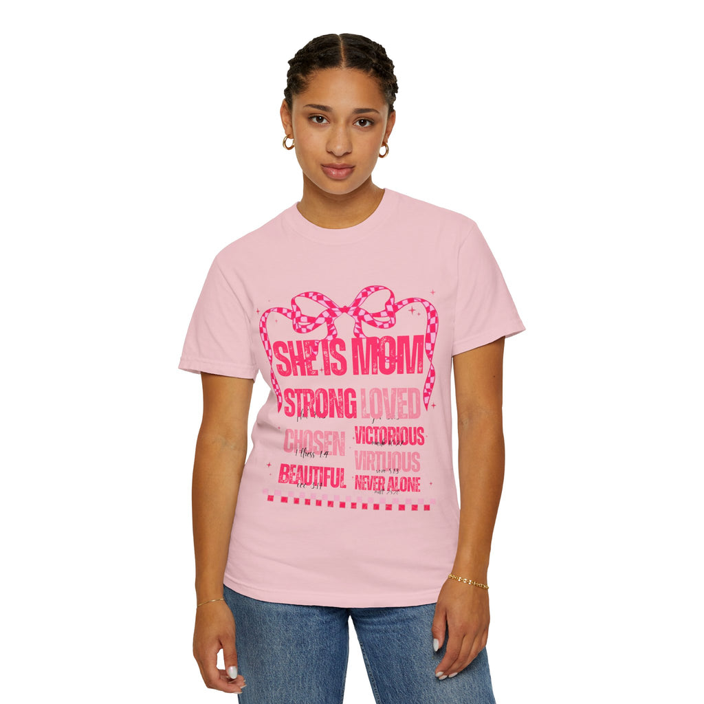"MOM" Graphic Tee