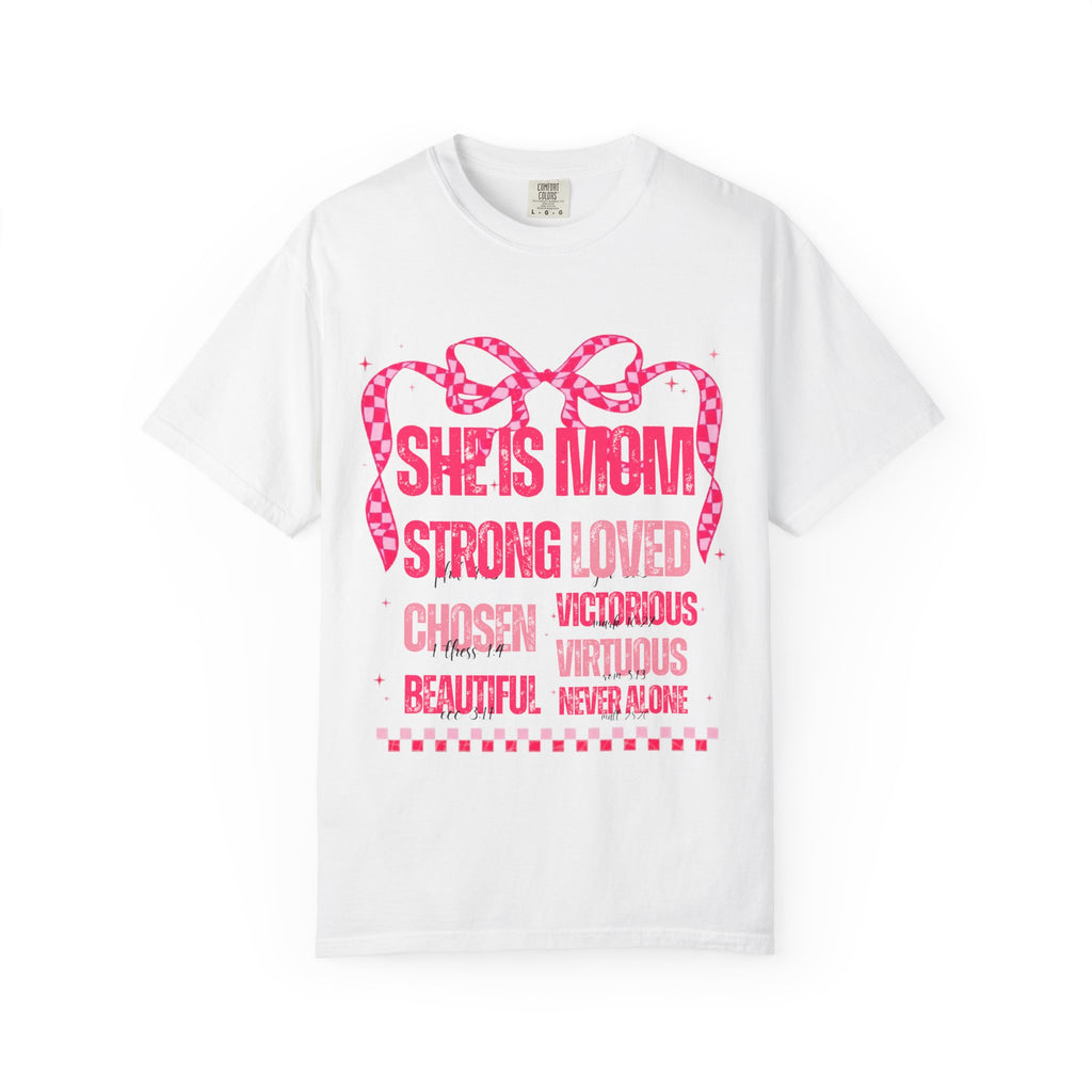 Shes a MOM Graphic Tee