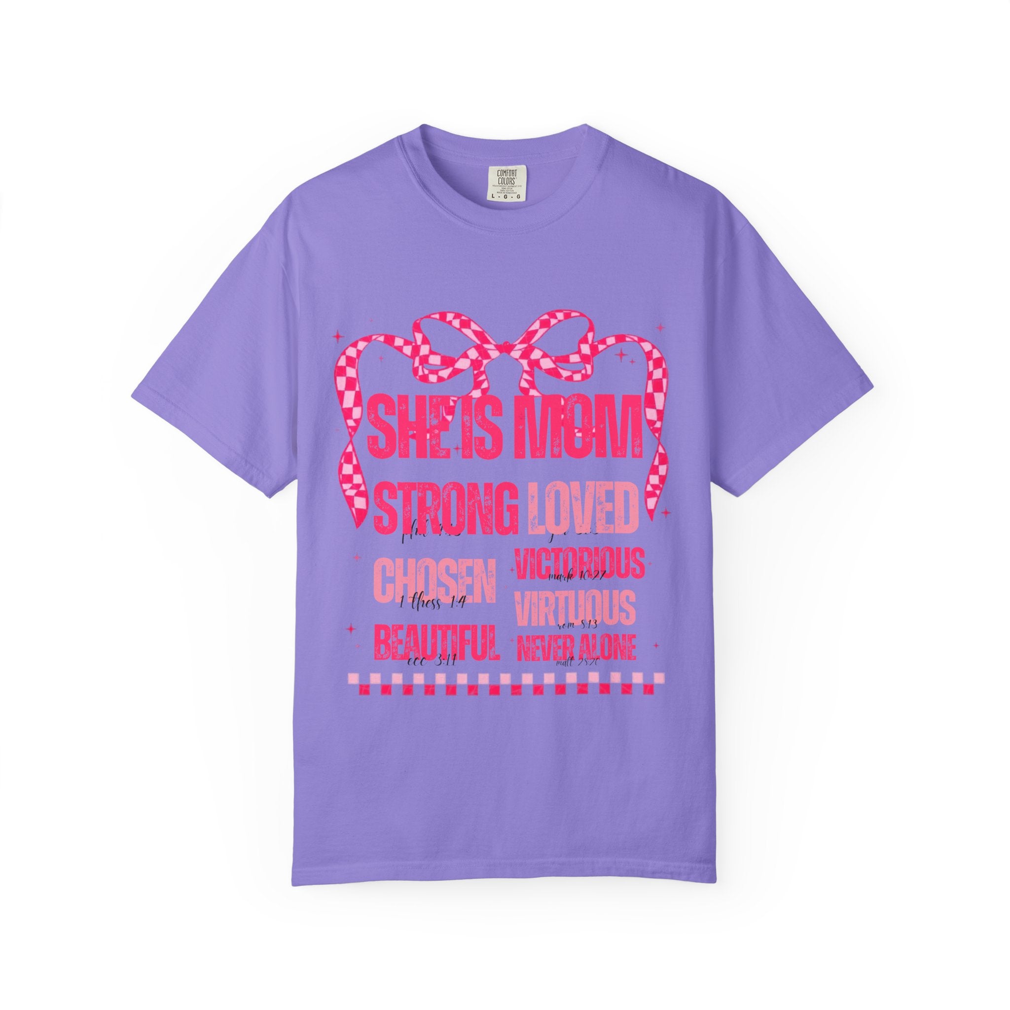 Shes a MOM Graphic Tee